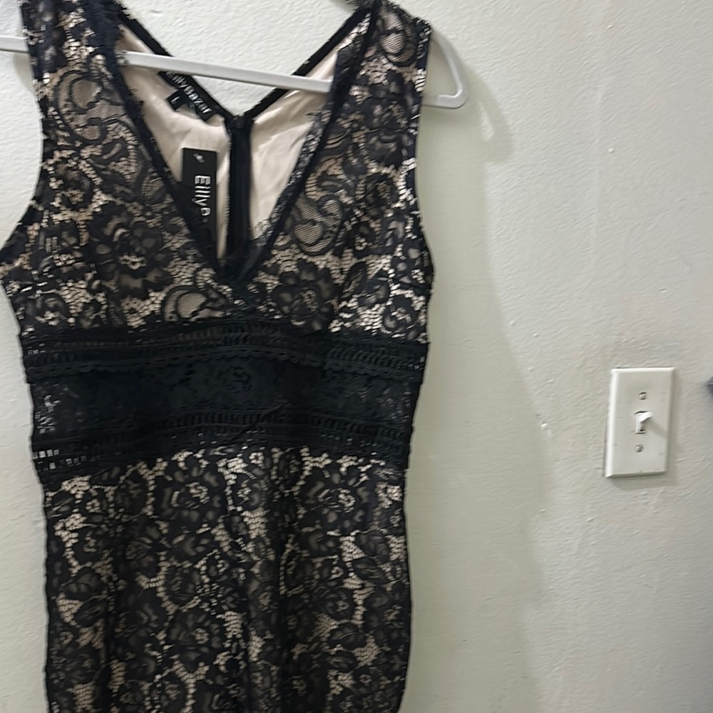 Elegant Black Lace Dress
